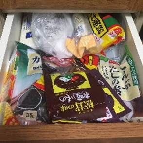 ごちゃつかないカトラリー収納